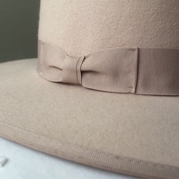 Taupe/Peach Suede Hat - Picture 3 of 5